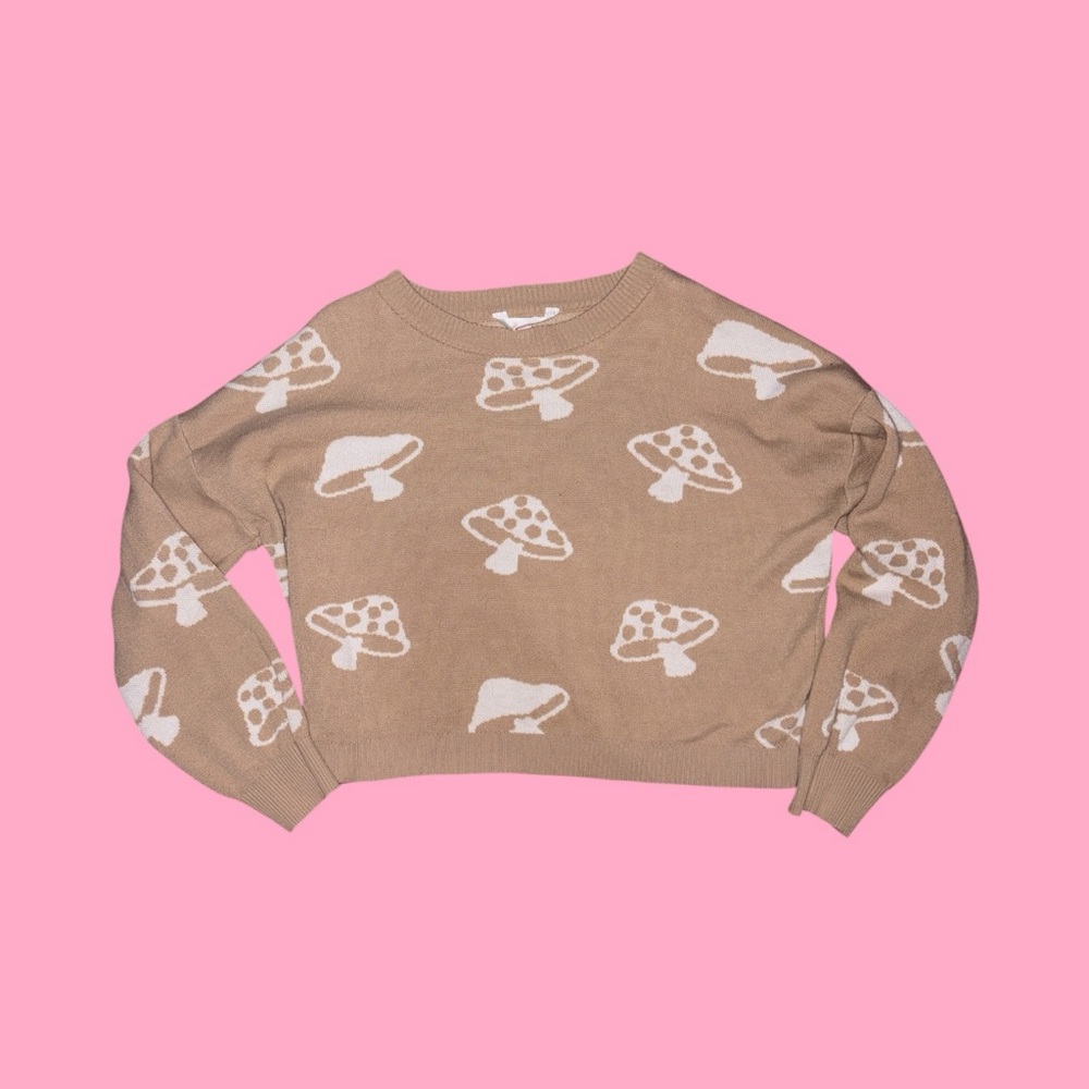 Cropped Tan Sweater with White Mushroom Pattern